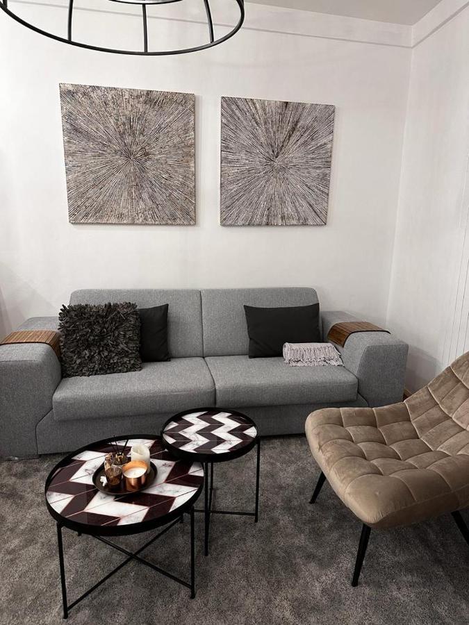 Riverside Apartment Karlsbad Buitenkant foto